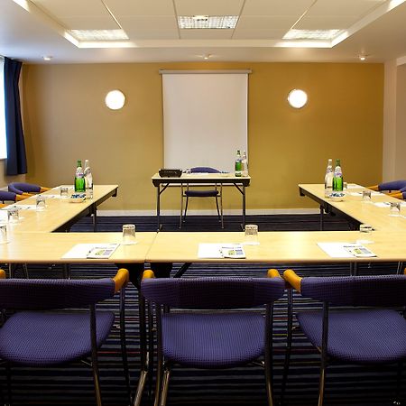 Holiday Inn Express Greenock, An Ihg Hotel Dış mekan fotoğraf