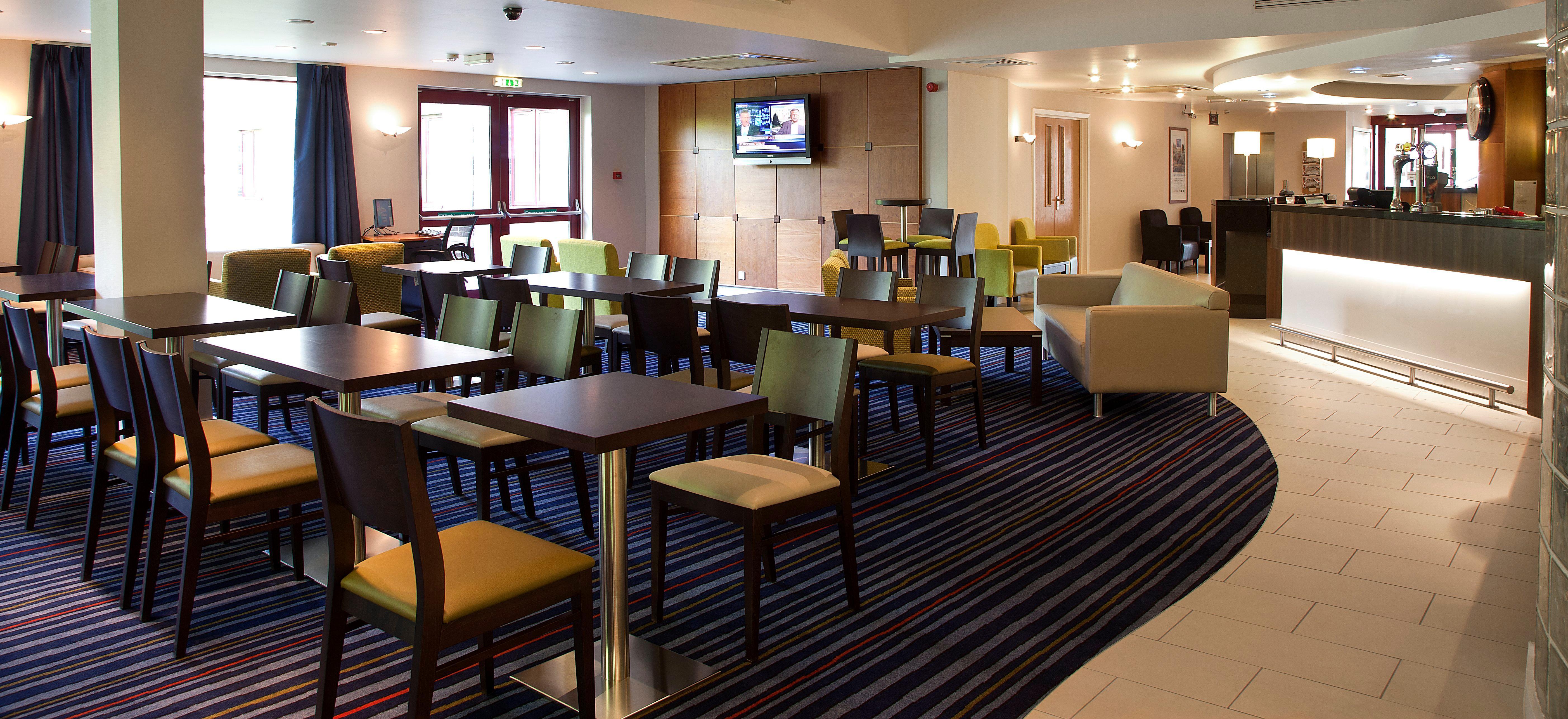 Holiday Inn Express Greenock, An Ihg Hotel Dış mekan fotoğraf